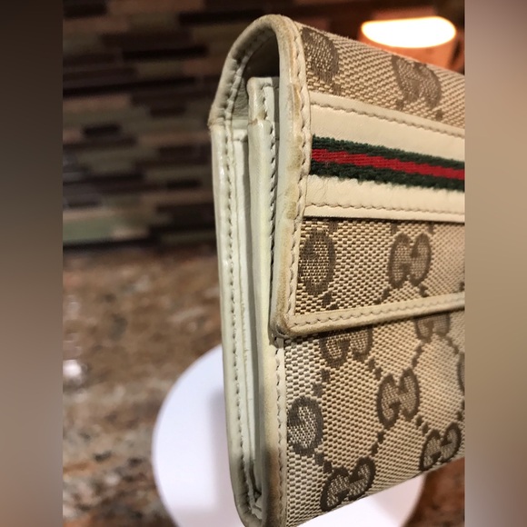 GUCCI Signature Canvas Prince Long Wallet 😍❤️ - Picture 13 of 17